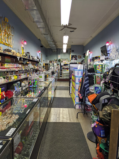 Tobacco Shop «Torched Glass, LLC», reviews and photos, 173 S Main St, Fond du Lac, WI 54935, USA