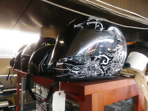 Pawn Shop «Mr Money Pawn & Gun Inc», reviews and photos, 3315 E Hillsborough Ave, Tampa, FL 33610, USA