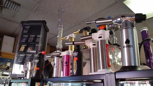 Tobacco Shop «GoodFellas Smoke Shop», reviews and photos, 1007 Caprice Dr, Castle Rock, CO 80109, USA