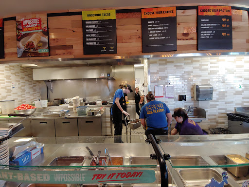 Mexican Restaurant «QDOBA Mexican Eats», reviews and photos, 14231 W Colfax Ave #210, Lakewood, CO 80401, USA