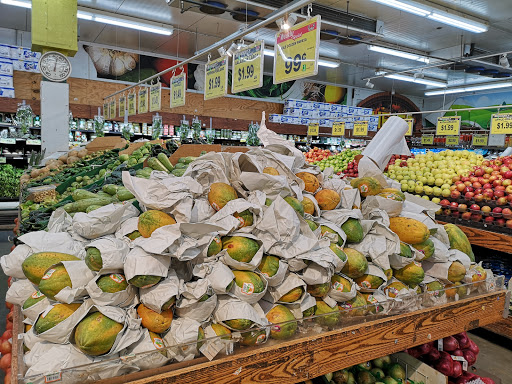 Supermarket «Gates Avenue Food Bazaar Supermarket», reviews and photos, 1590 Gates Ave, Ridgewood, NY 11385, USA