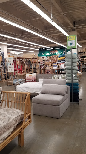 Furniture Store «Cost Plus World Market», reviews and photos, 1725 Maple Ave, Evanston, IL 60201, USA