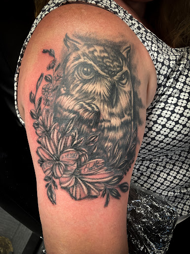 Explore easy flower tattoo ideas, creative tattoo ideas in West Union, available at Status Tattoo