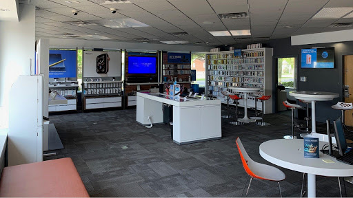 Cell Phone Store «AT&T», reviews and photos, 344 Dorset St, South Burlington, VT 05403, USA