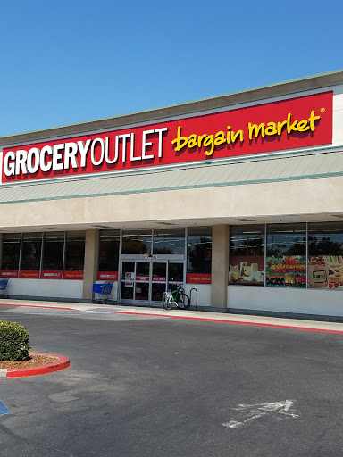 Grocery Outlet Bargain Market, 1800 Prescott Rd, Modesto, CA 95350, USA, 