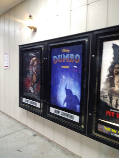 Movie Theater «Town & Country Four Theatre», reviews and photos, 3525 Fayetteville Rd, Lumberton, NC 28358, USA