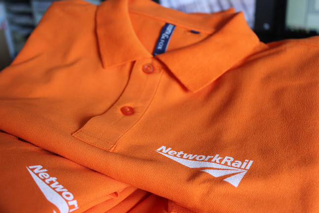 Opinii despre The T-Shirt Bakery în Manchester - Copy shop