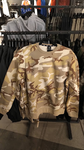 Clothing Store «Nike Scottsdale», reviews and photos, 15147 N Scottsdale Rd #180, Scottsdale, AZ 85254, USA