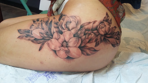 Tattoo Shop «New Rose Tattoo LLC», reviews and photos, 4823 SE Division St, Portland, OR 97206, USA