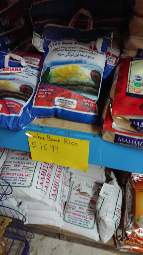 Grocery Store «Bazaar Food Market», reviews and photos, 10255 SW Canyon Rd, Beaverton, OR 97005, USA