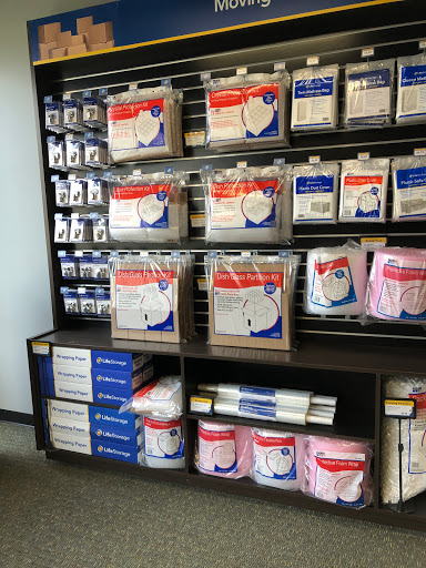 Self-Storage Facility «Life Storage», reviews and photos, 1950 N Washington St, Naperville, IL 60563, USA