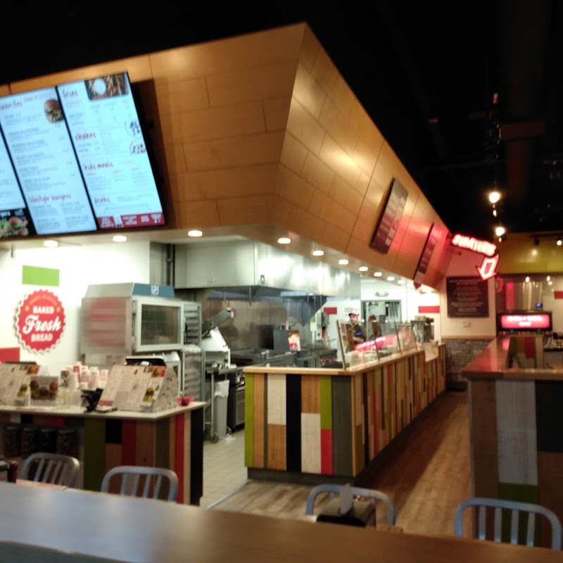 MOOYAH Burgers, Fries & Shakes