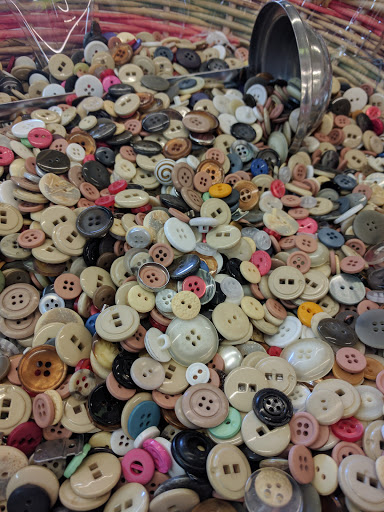 Fabric Store «Discount Fabrics», reviews and photos, 2170 Cesar Chavez St, San Francisco, CA 94107, USA