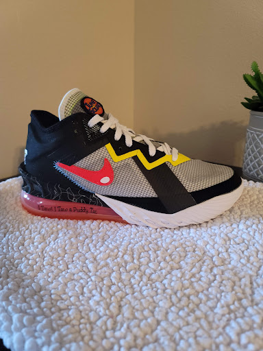 Sporting Goods Store «Nike Factory Store», reviews and photos, 5050 Factory Shops Blvd #905, Castle Rock, CO 80108, USA