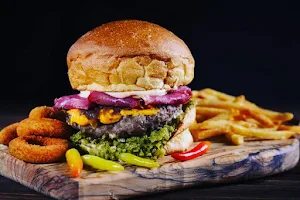 Ozzie Burger image