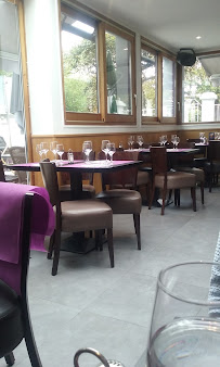 Atmosphère du Restaurant français A Côté L'Atmosphère à Croissy - n°12