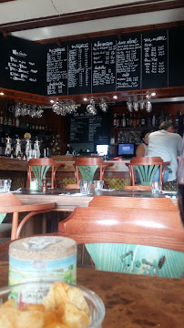 Atmosphère du Restaurant La Taverne des Gaulois à Saint-Laurent-Blangy - n°4