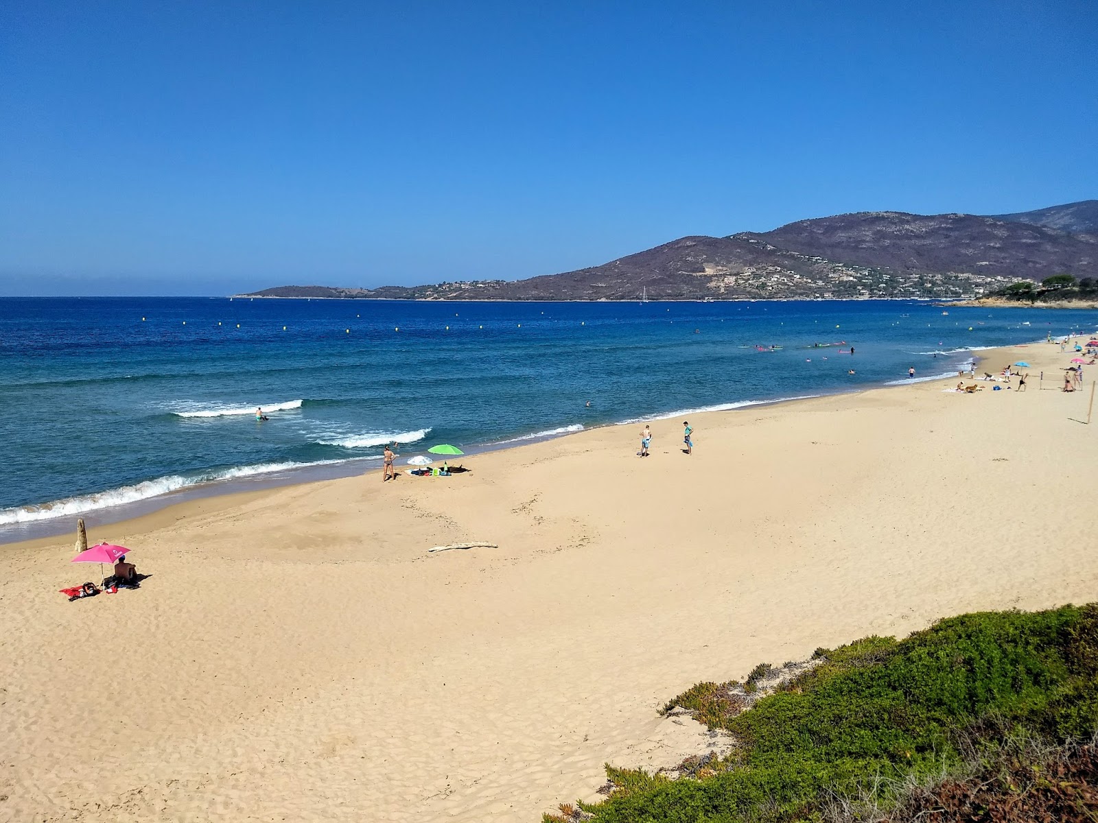 Fotografija Santana Plaža z svetel fin pesek površino