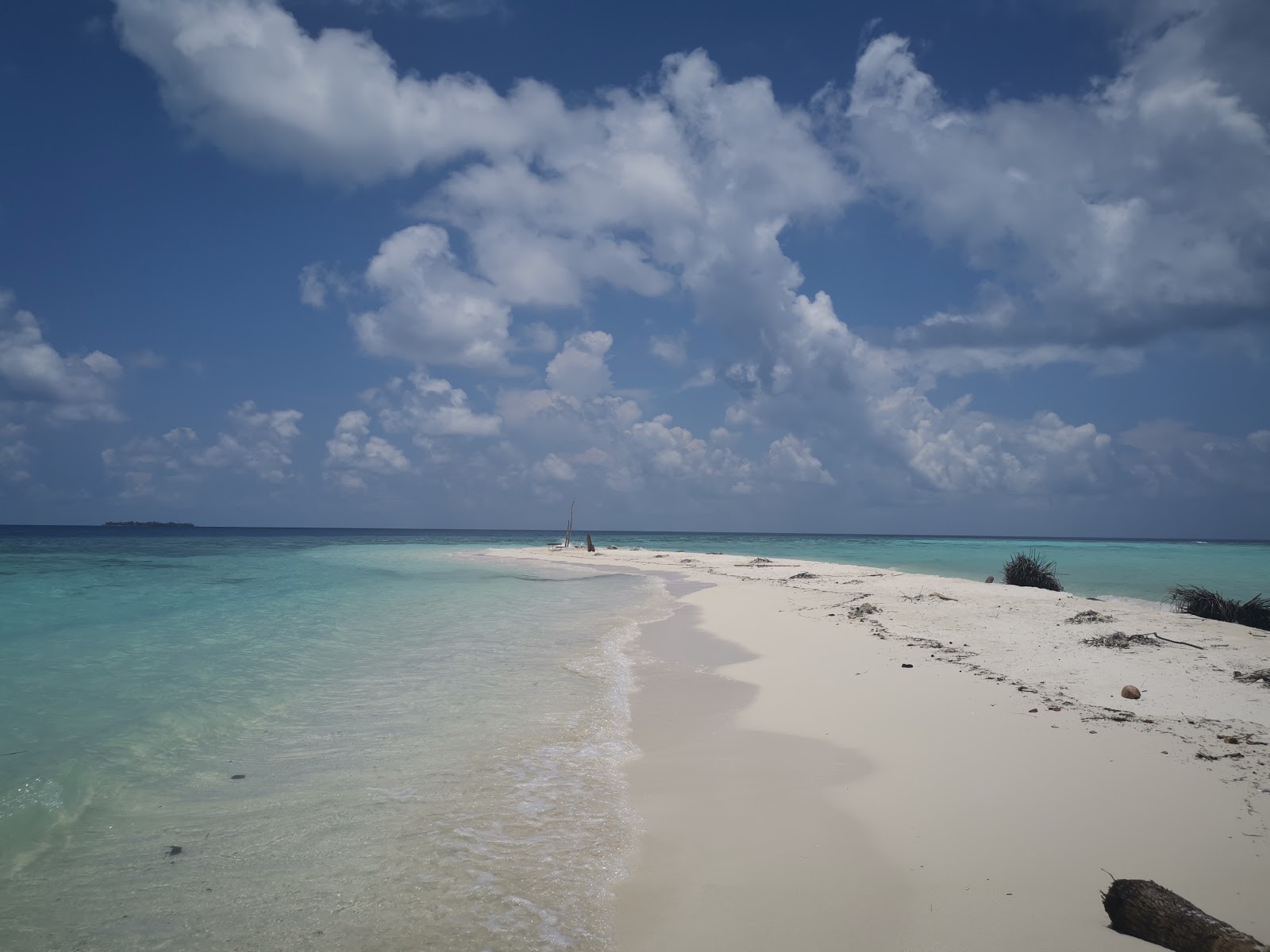 Omadhoo Beach photo #8