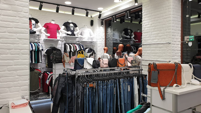 магазин "INDIGO fashion" Кърджали - Магазин за дрехи