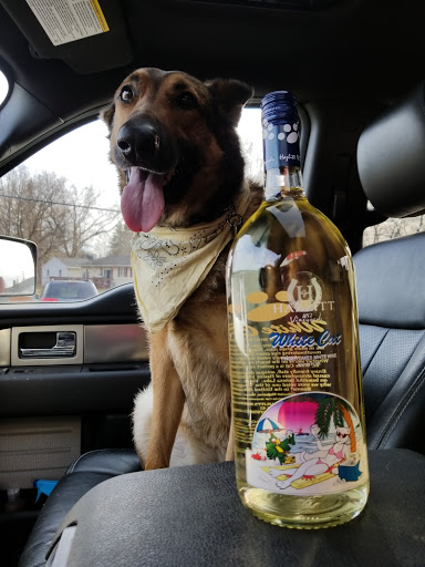 Liquor Store «Day Hollow Wine & Liquor Store», reviews and photos, 409 Day Hollow Rd, Endicott, NY 13760, USA