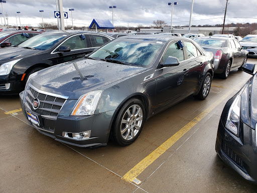Used Car Dealer «CarMax», reviews and photos, 10315 Hickman Rd, Urbandale, IA 50322, USA