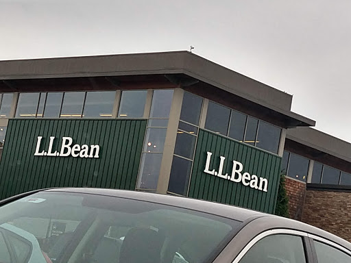 Clothing Store «L.L. Bean», reviews and photos, 1000 Ross Park Mall Dr, Pittsburgh, PA 15237, USA