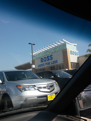 Clothing Store «Ross Dress for Less», reviews and photos, 7065 Cermak Rd, Berwyn, IL 60402, USA