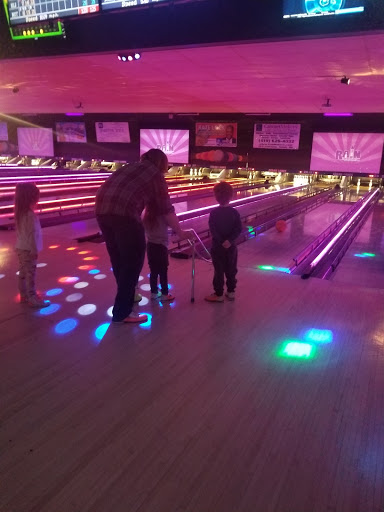 Bowling Alley «Cedar Lanes», reviews and photos, 1935 Cleveland Rd W, Sandusky, OH 44870, USA