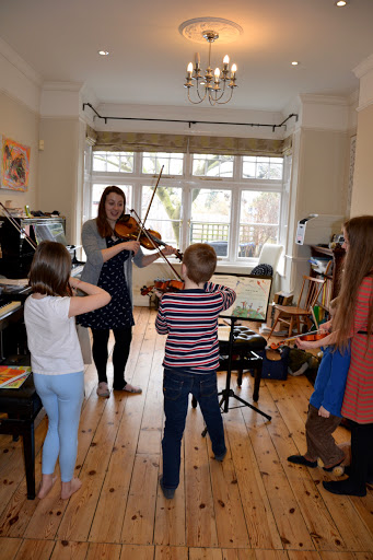 Kingston Music School (Singing Violin Viola Piano & Guitar Lessons)