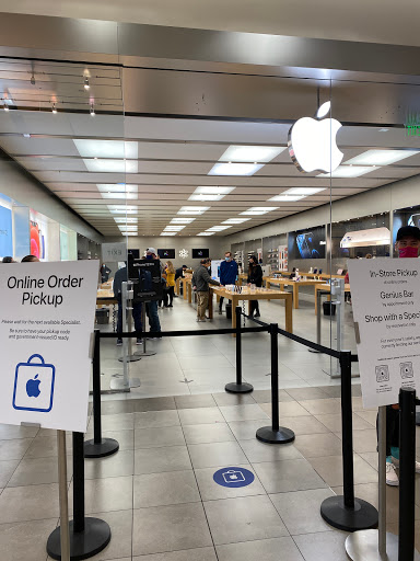 Computer Store «Apple Fashion Place», reviews and photos, 6191 State St, Murray, UT 84107, USA