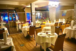 Indian Panorama - Indian Restaurant Near Me in Surrey, Esher, Molesey, Cobham, Leatherhead, Weybridge, Sunbury, Surbiton image