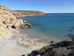 Photo de Cala Desnuda avec petite baie