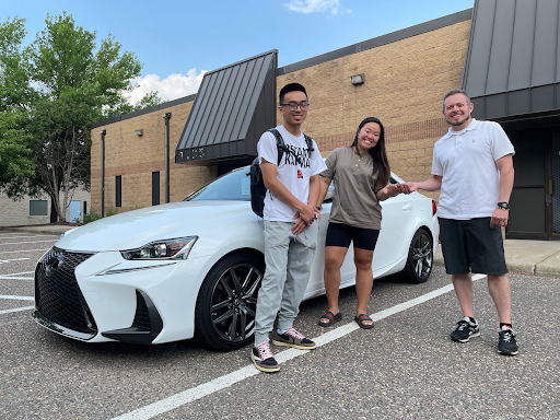 Used Car Dealer «Right Buy Automotive», reviews and photos, 1333 154th Ave NE #250, Ham Lake, MN 55304, USA