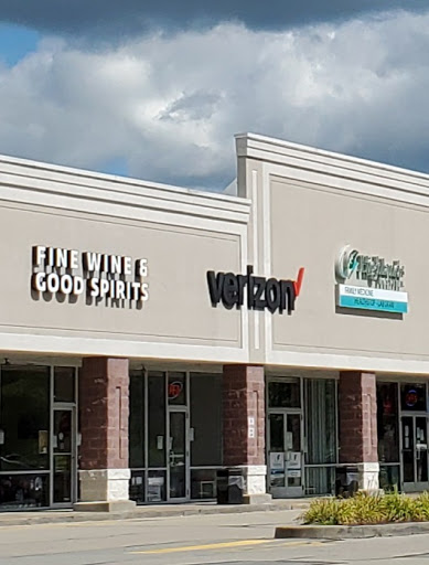 Cell Phone Store «Verizon Authorized Retailer - Wireless Zone», reviews and photos, 812 Vanderbilt Rd, Connellsville, PA 15425, USA
