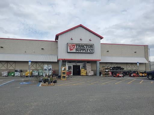 Home Improvement Store «Tractor Supply Co.», reviews and photos, 6801 Florida 50, Groveland, FL 34736, USA