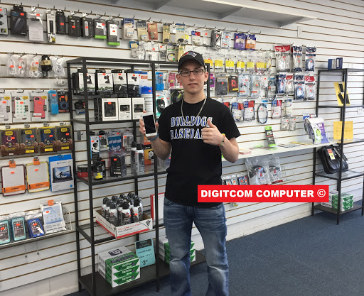 Computer Store «Digitcom Computer & Cell Phone Repair», reviews and photos, 1151 Deer Park Ave, North Babylon, NY 11703, USA