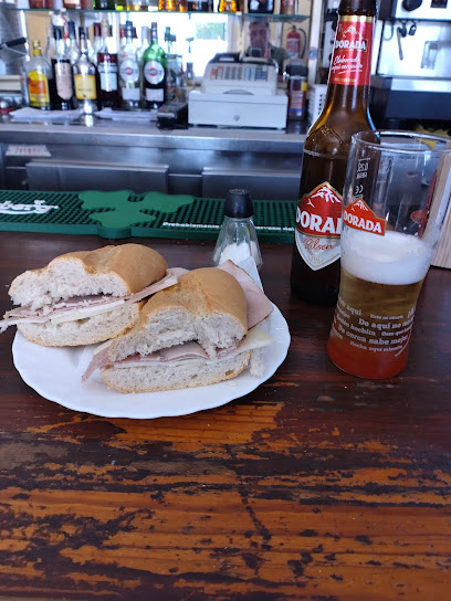 Bar Cruz del Rayo - Cam. Piedras Blancas, 8, 38400 Puerto de la Cruz, Santa Cruz de Tenerife, Spain