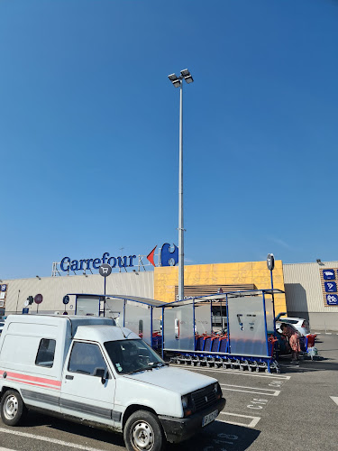 Centre Commercial Carrefour Saint-Jacques