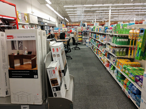 Office Supply Store «Staples», reviews and photos, 11 Winspear Dr SE, New Philadelphia, OH 44663, USA