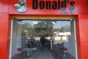 Donald's cafe image