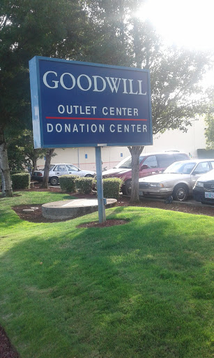 Thrift Store «Goodwill Outlet», reviews and photos, 3235 Portland Rd NE, Salem, OR 97301, USA