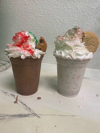 Frozen Yogurt Shop «BerryVille Frozen Yogurt», reviews and photos, 131 N Woodland Blvd, DeLand, FL 32720, USA