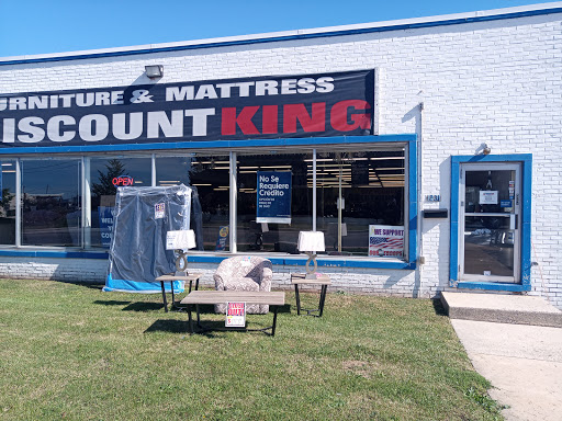 Furniture & Mattress Discount King, 1231 Roosevelt Ave, York, PA 17404, USA, 