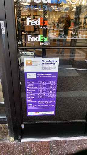 Print Shop «FedEx Office Print & Ship Center», reviews and photos, 11904 Market St, Reston, VA 20190, USA