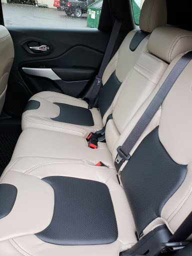 Car Dealer «Fred Beans Chrysler Dodge Jeep Ram», reviews and photos, 858 N Easton Rd, Doylestown, PA 18902, USA