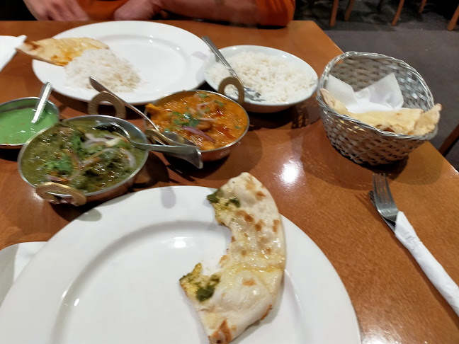 Shiraz Indian and European family Restaurant - Restaurant