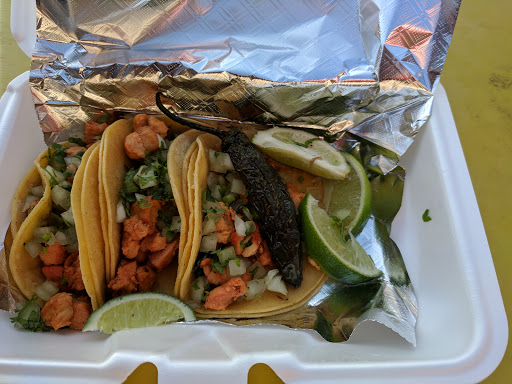 Tacos Y Salsa Don Chuy