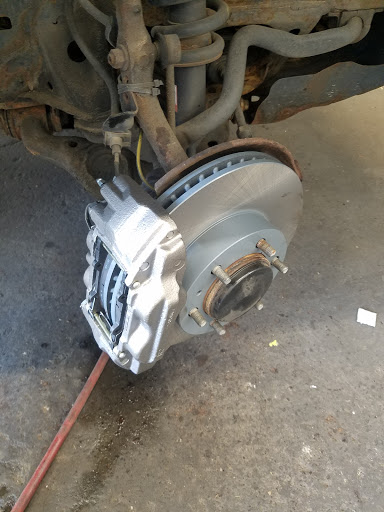 Auto Body Shop «Euro Auto Body Shop», reviews and photos, 318 Lellyett St, Nashville, TN 37209, USA