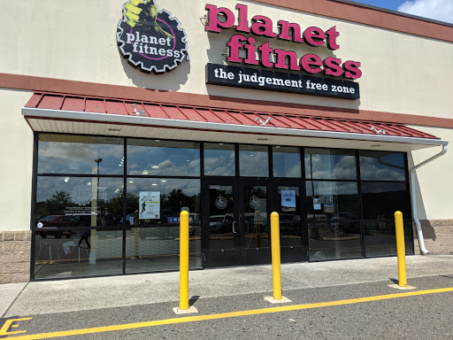 Gym «Planet Fitness», reviews and photos, 855 Lakewood Rd, Waterbury, CT 06704, USA